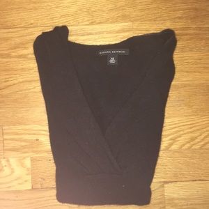 Banana Republic black v-neck sweater